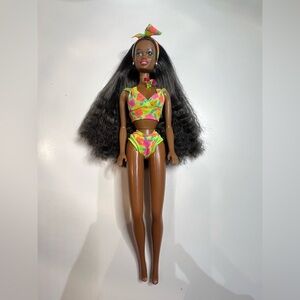 1992 Glitter Beach Christie doll (complete)